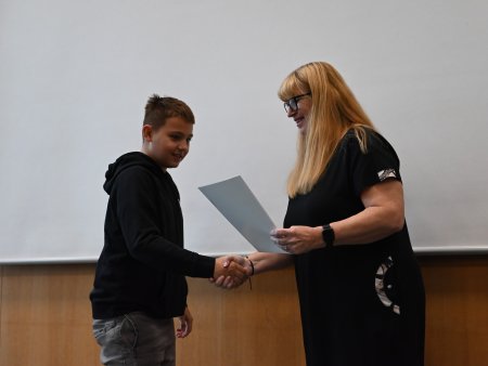 Předávání Cambridge certiikátů